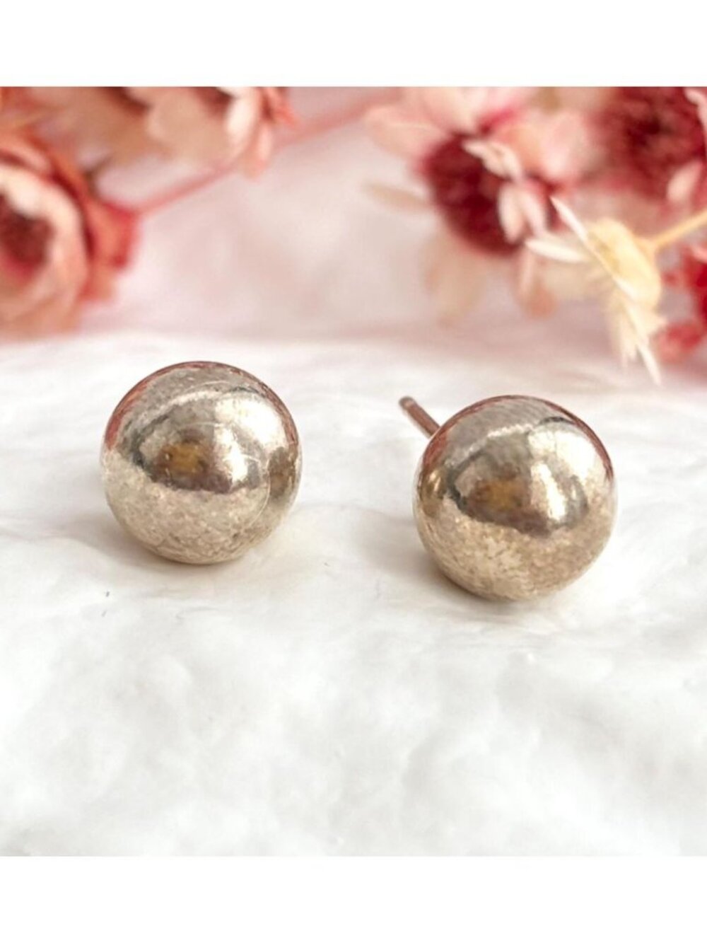 Silver Toned Domed Minimalist Polished Vintage Stud Earrings